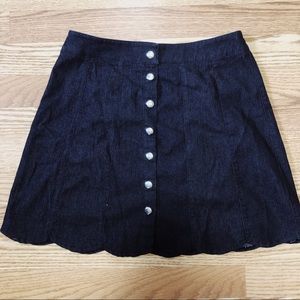 Buttons Scalloped Skirt
